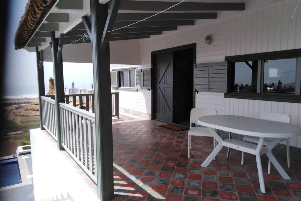 2 Bungalows Avec Vue Sur Mer Et Piscine Partagee ワリディア エクステリア 写真